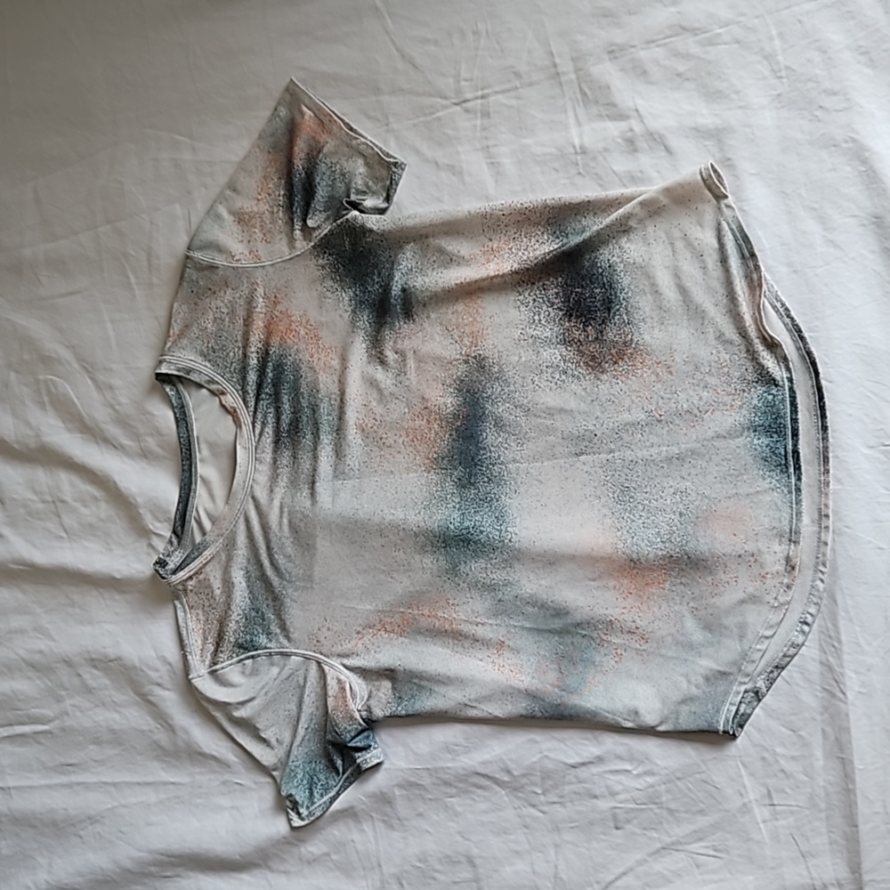 Lululemon Short Sleeve Tech Tee Top Size 10